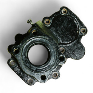 Кришка КПП (CAS5-25) ззаду (хвостовик) FAW 1031, 1041