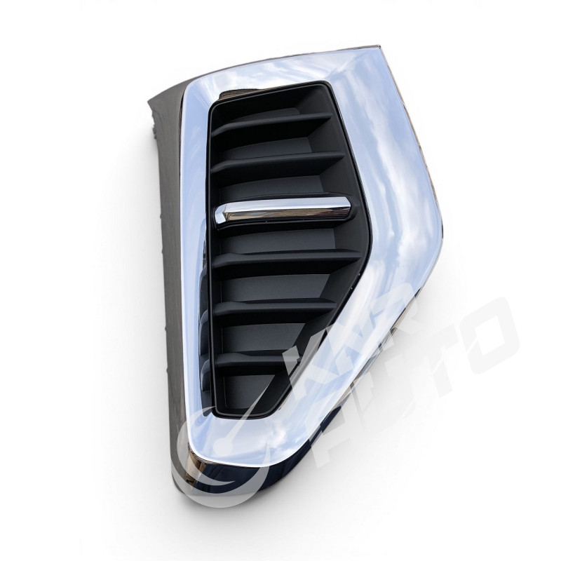 Панель бампера правая (рамка противотуманной фары) Haval Jolion-