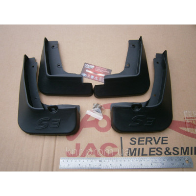 Бризковики комплект JAC S3